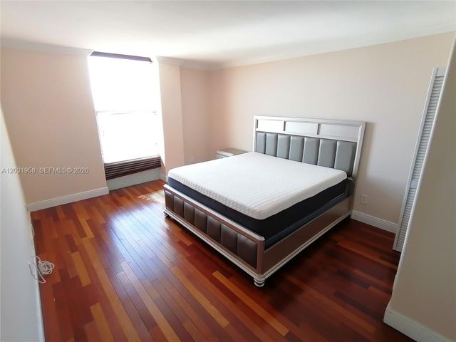 2020 NE 135th Street 506, North Miami, FL 33181