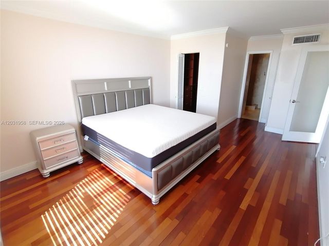 2020 NE 135th Street 506, North Miami, FL 33181