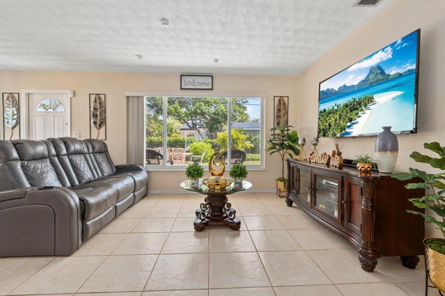 1841 NE 41st Street, Pompano Beach, FL 33064