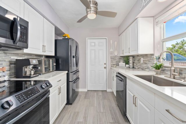 1841 NE 41st Street, Pompano Beach, FL 33064