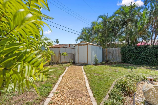1841 NE 41st Street, Pompano Beach, FL 33064