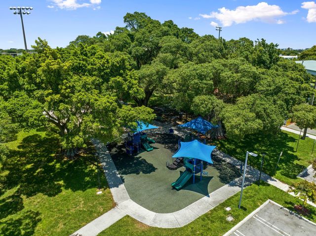1841 NE 41st Street, Pompano Beach, FL 33064