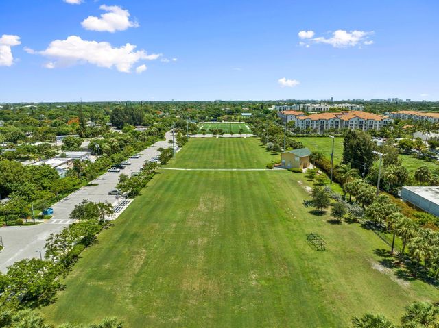 1841 NE 41st Street, Pompano Beach, FL 33064