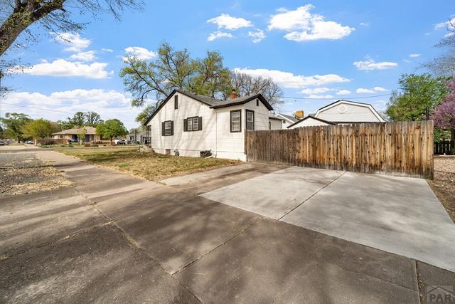 805 W Routt Ave, Pueblo, CO 81004