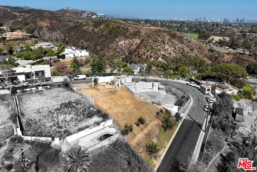 1339 Chautauqua Boulevard, Pacific Palisades, CA 90272 — photo 5