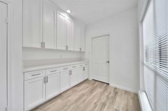 712 Country Place Drive D, Houston, TX 77079