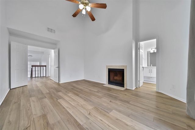 712 Country Place Drive D, Houston, TX 77079