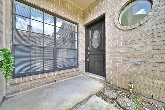 712 Country Place Drive D, Houston, TX 77079