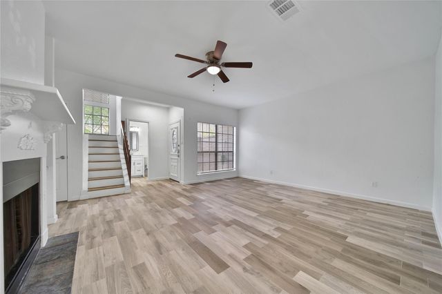 712 Country Place Drive D, Houston, TX 77079