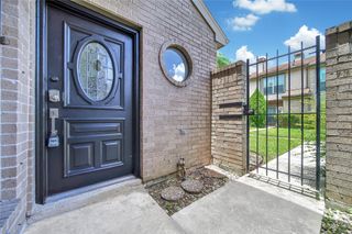 712 Country Place Drive D, Houston, TX 77079