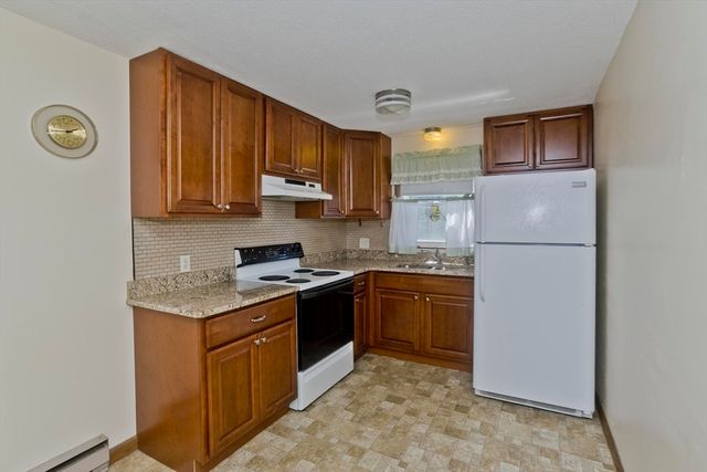 57 Price Street, Springfield, MA 01104