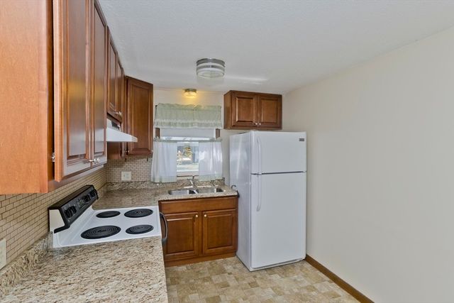 57 Price Street, Springfield, MA 01104