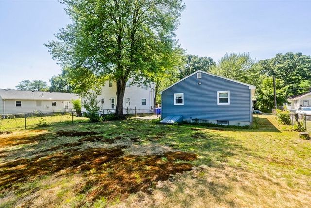 57 Price Street, Springfield, MA 01104