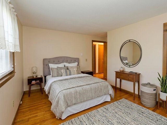 57 Price Street, Springfield, MA 01104
