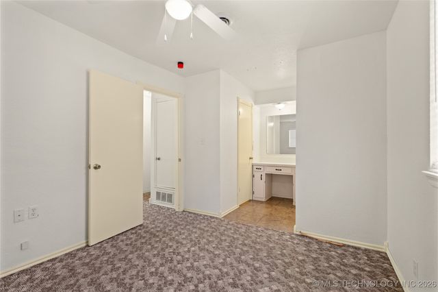 43 Laurel Street, Lone Grove, OK 73443