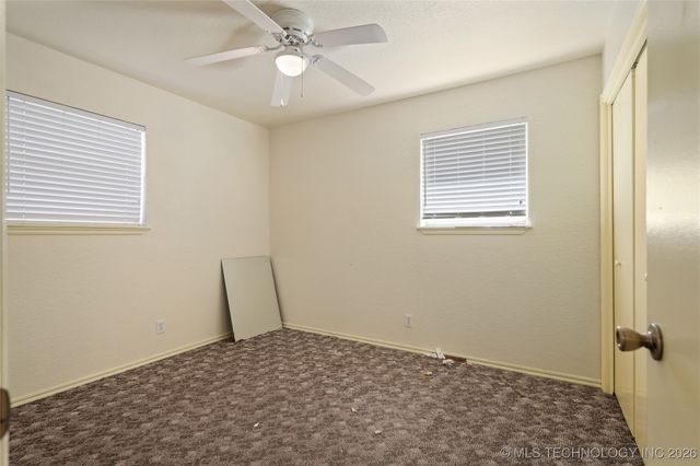 43 Laurel Street, Lone Grove, OK 73443