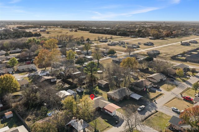 43 Laurel Street, Lone Grove, OK 73443