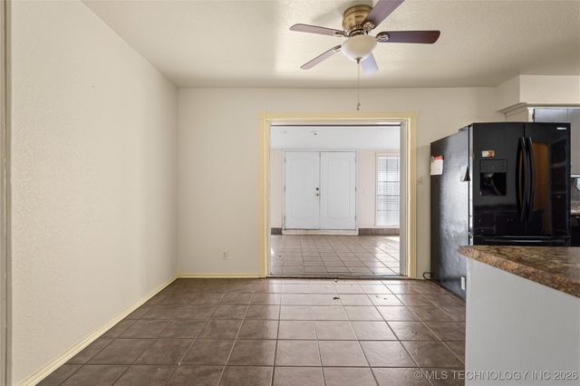 43 Laurel Street, Lone Grove, OK 73443