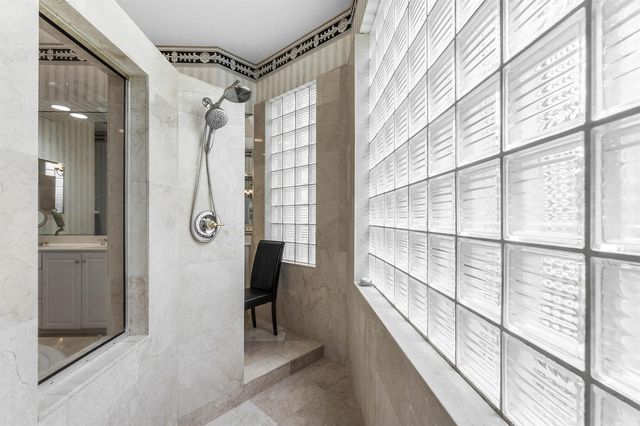 911 Forest Glen Lane, Wellington, FL 33414