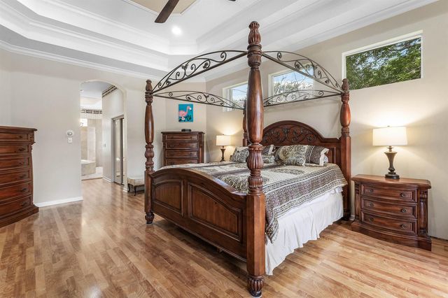 911 Forest Glen Lane, Wellington, FL 33414