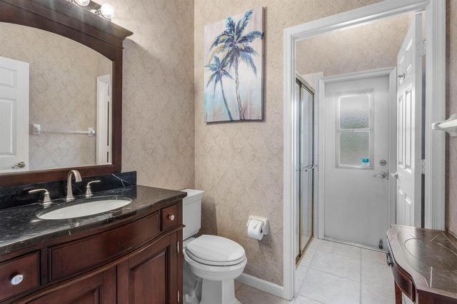 911 Forest Glen Lane, Wellington, FL 33414