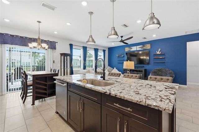 13212 SAW PALM CREEK TRAIL, Lakewood Ranch, FL 34211