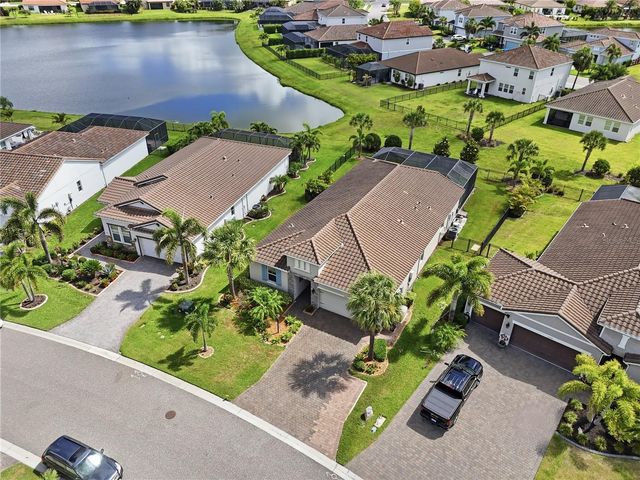 13212 SAW PALM CREEK TRAIL, Lakewood Ranch, FL 34211
