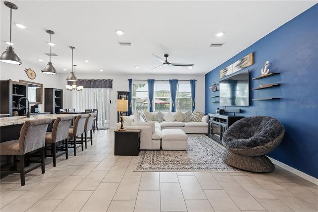 13212 SAW PALM CREEK TRAIL, Lakewood Ranch, FL 34211