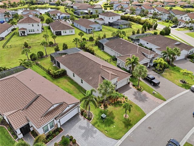 13212 SAW PALM CREEK TRAIL, Lakewood Ranch, FL 34211