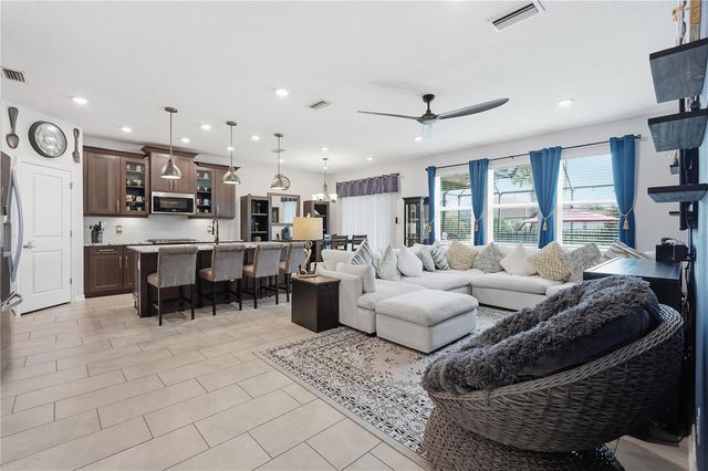 13212 SAW PALM CREEK TRAIL, Lakewood Ranch, FL 34211