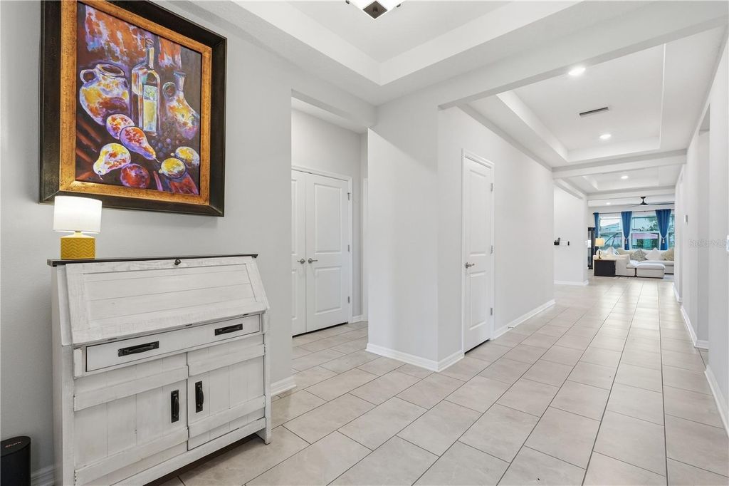 Image 17 of property listing at 13212 SAW PALM CREEK TRAIL, Bradenton, FL 34211