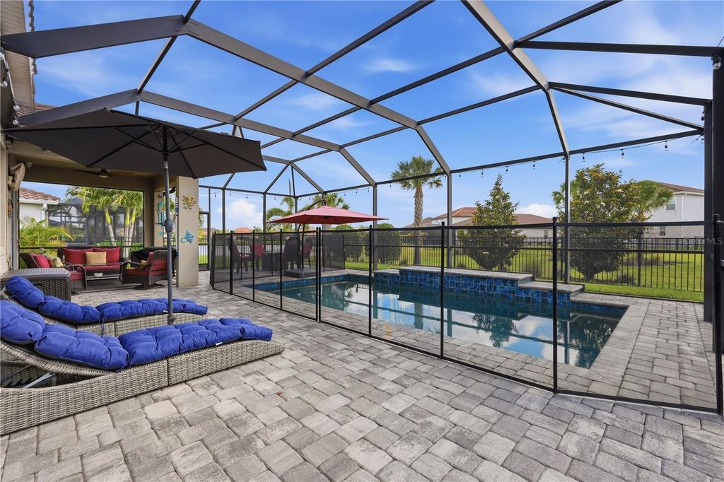 Image 36 of property listing at 13212 SAW PALM CREEK TRAIL, Bradenton, FL 34211