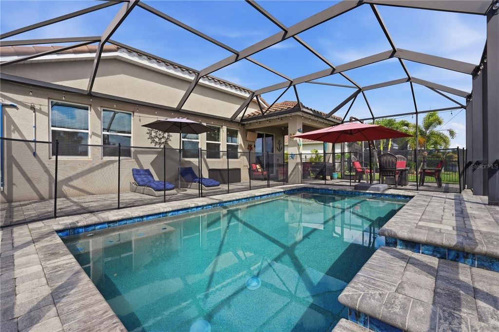 Image 37 of property listing at 13212 SAW PALM CREEK TRAIL, Bradenton, FL 34211