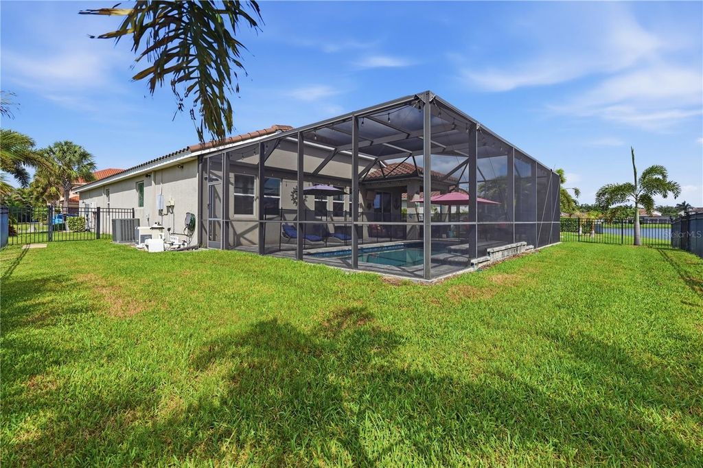 Image 39 of property listing at 13212 SAW PALM CREEK TRAIL, Bradenton, FL 34211