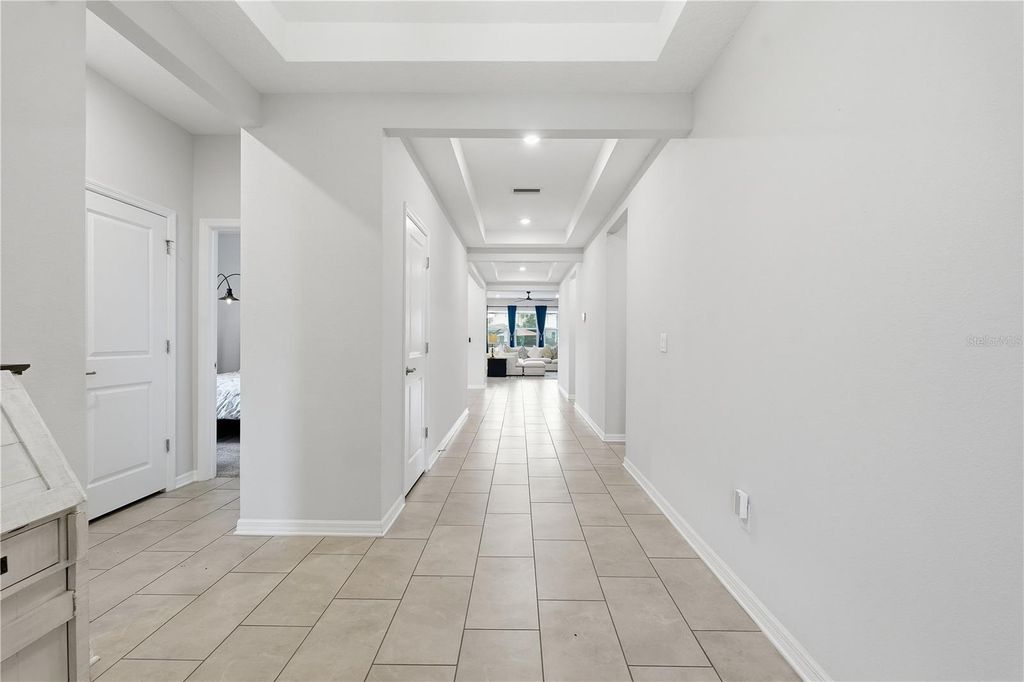 Image 51 of property listing at 13212 SAW PALM CREEK TRAIL, Bradenton, FL 34211