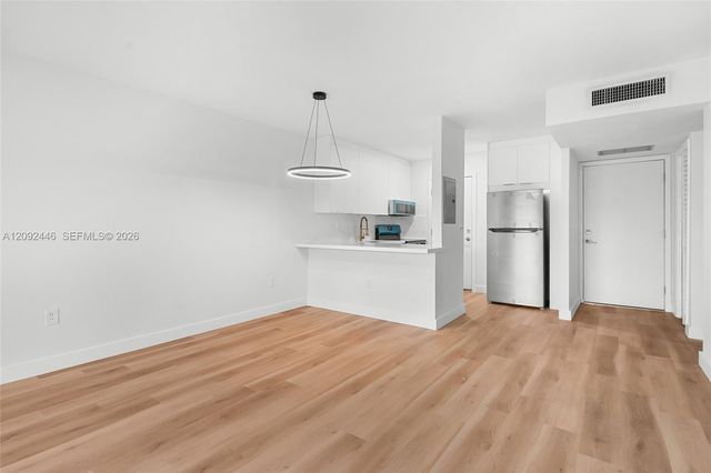 2929 Point East Drive A303, Aventura, FL 33160