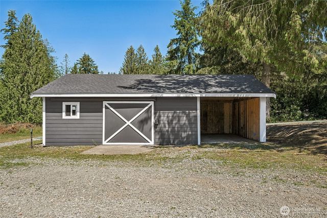 1202 Spiketon Road, Buckley, WA 98321