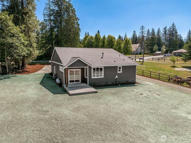 1202 Spiketon Road, Buckley, WA 98321