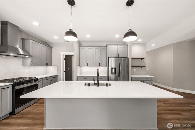 1202 Spiketon Road, Buckley, WA 98321