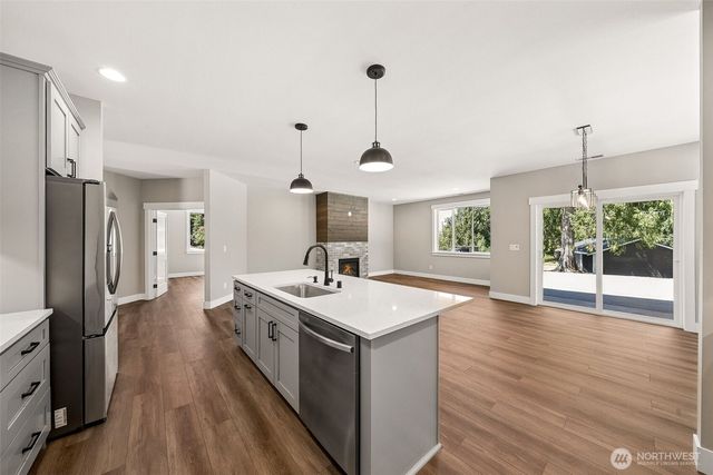 1202 Spiketon Road, Buckley, WA 98321