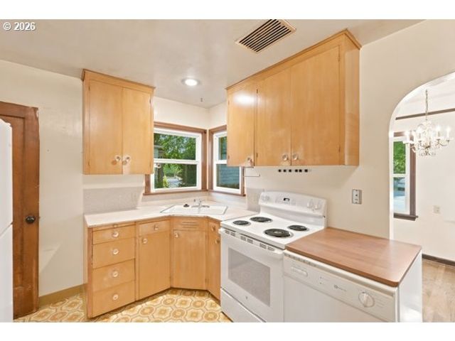 2921 Se 67TH Ave, Portland, OR 97206