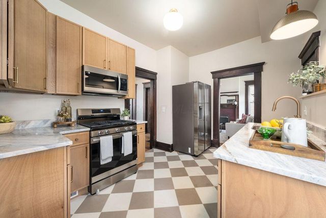 1198 Fair Avenue, Columbus, OH 43205