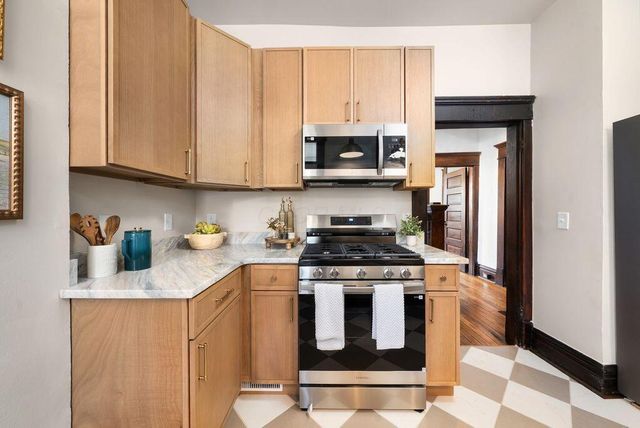 1198 Fair Avenue, Columbus, OH 43205