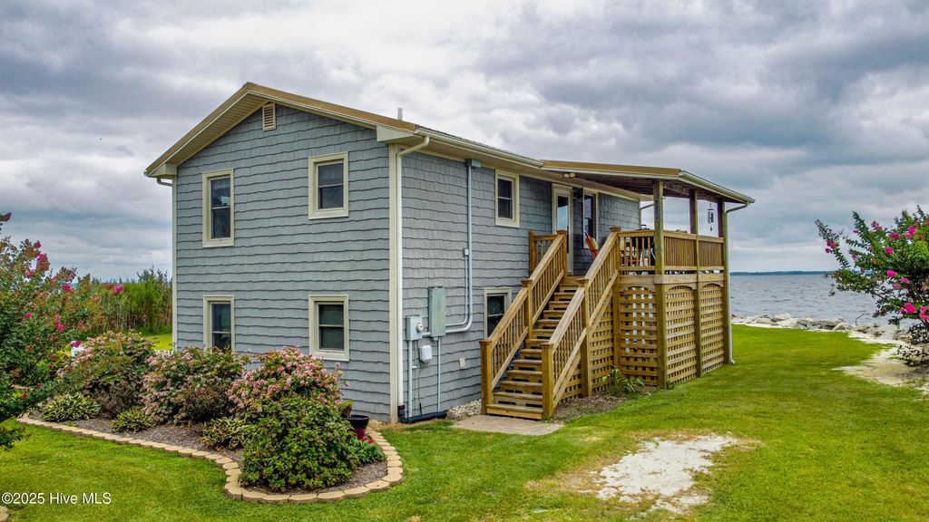 512 Driftwood Drive, Elizabeth City, NC 27909