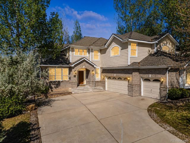 22045 E Hoover Drive, Aurora, CO 80016