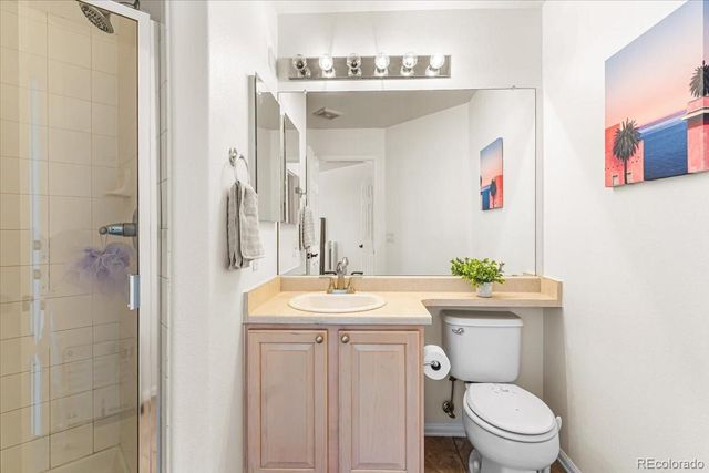 22045 E Hoover Drive, Aurora, CO 80016