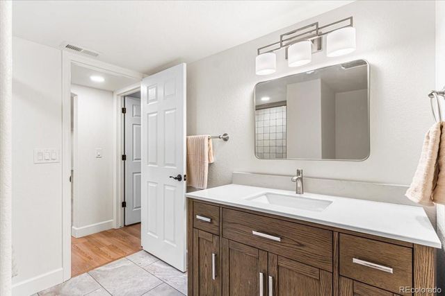 22045 E Hoover Drive, Aurora, CO 80016