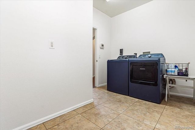 22045 E Hoover Drive, Aurora, CO 80016