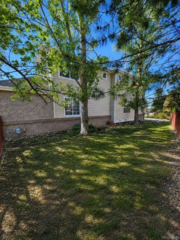22045 E Hoover Drive, Aurora, CO 80016