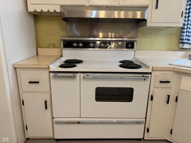 1352 Maynard Drive, Indianapolis, IN 46227